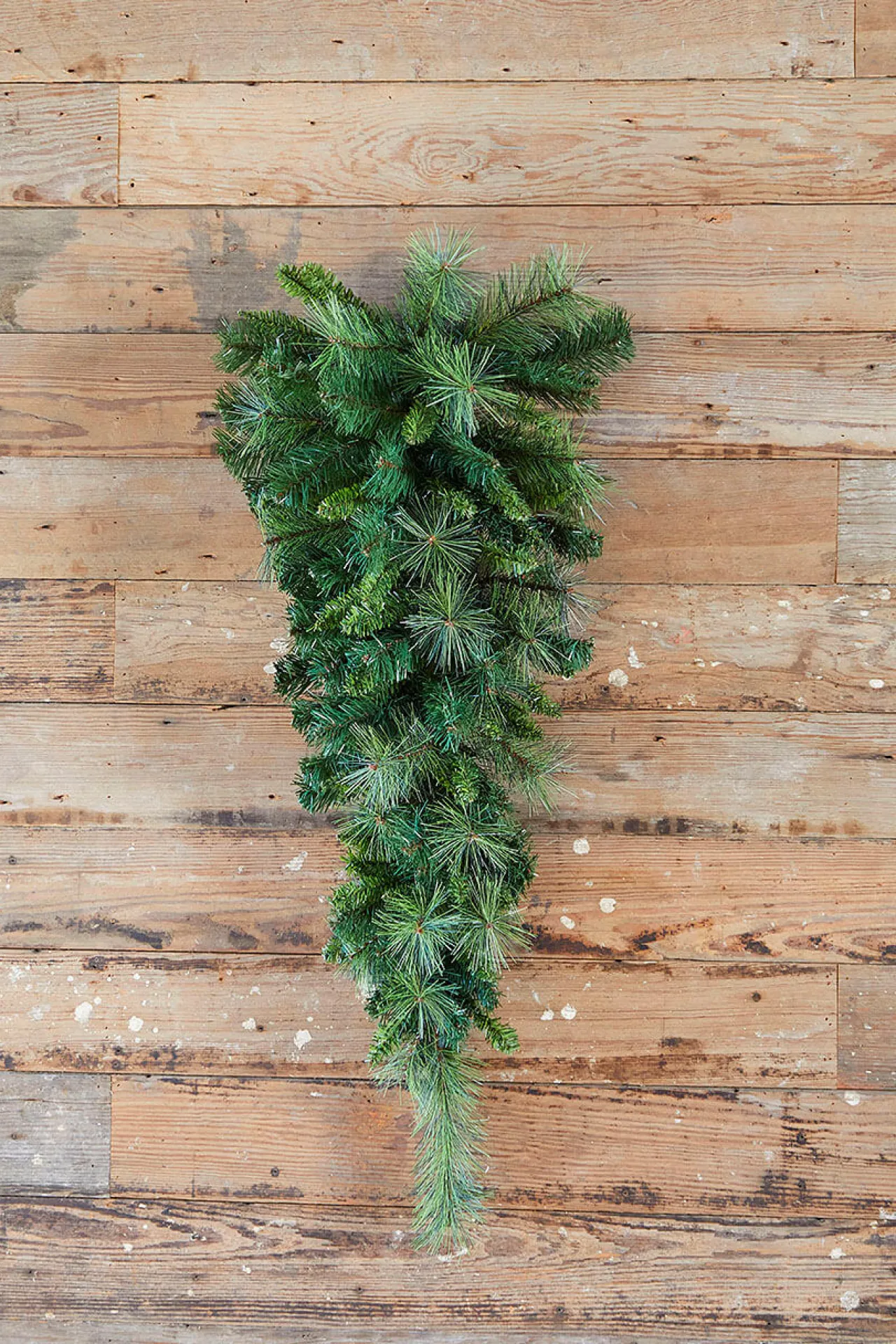 Online 36” Belgium Teardrop Christmas Teardrops