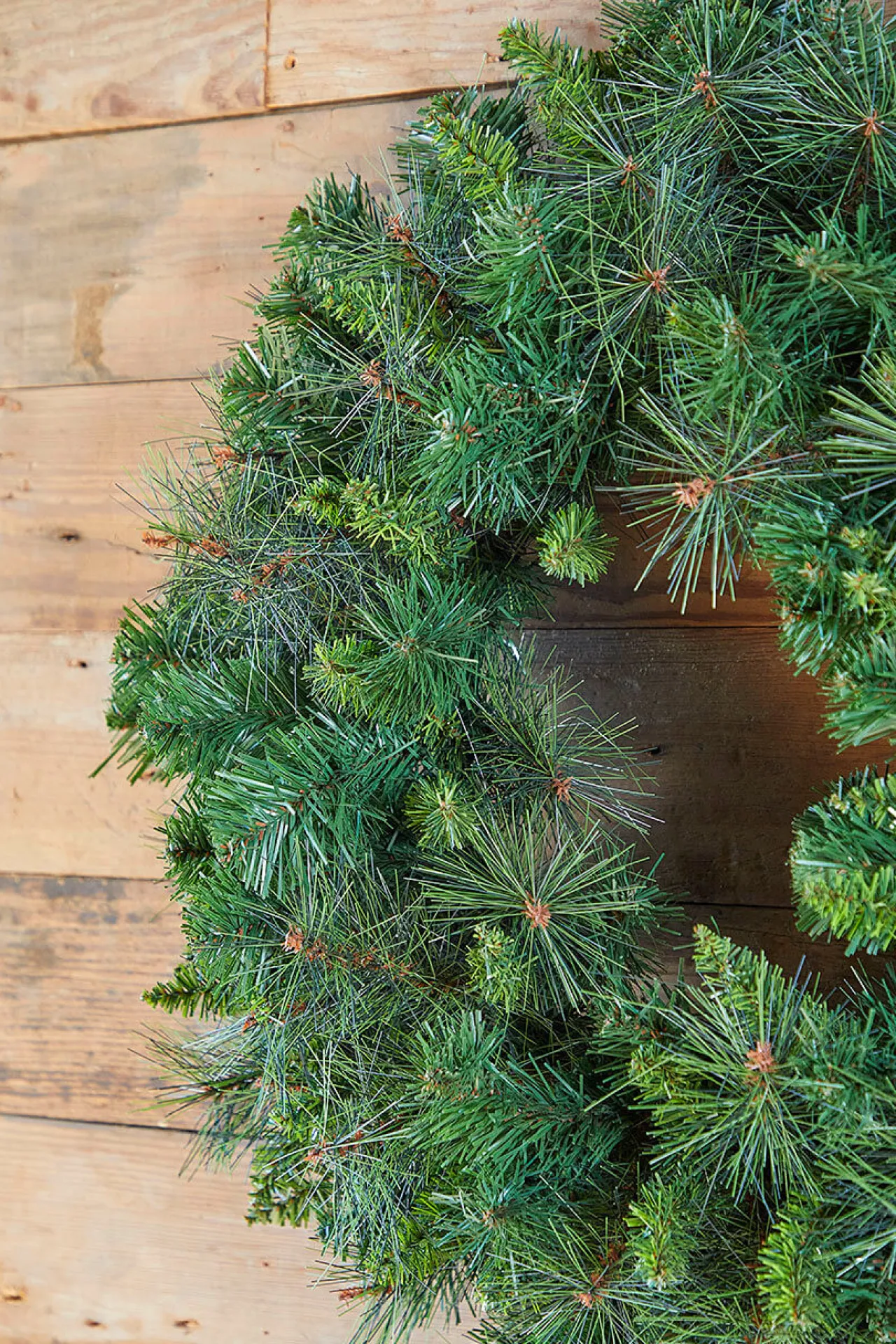 Shop 30" Belgium Unlit Wreath Wreaths|Christmas Wreaths