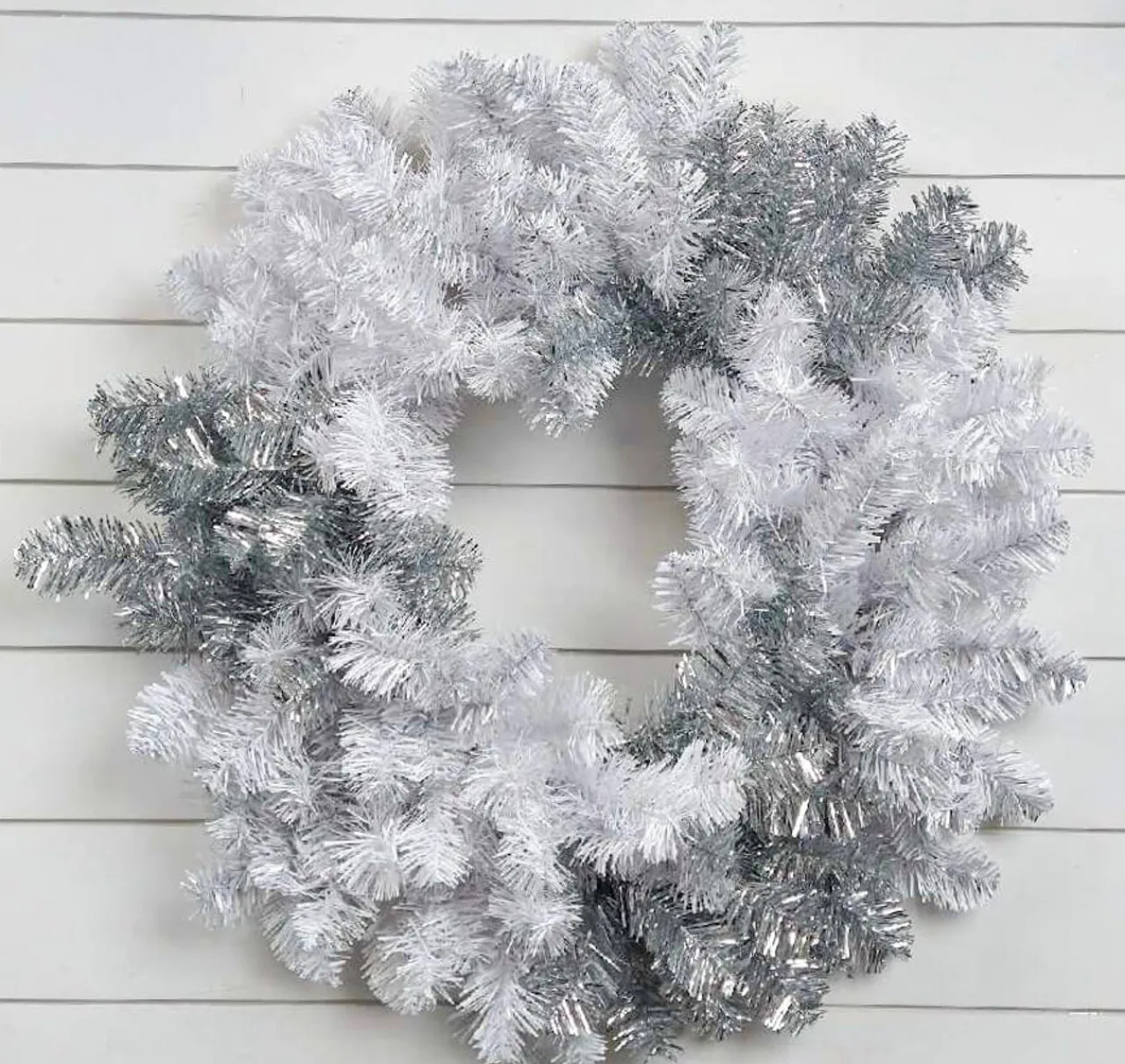 Best 30” Caprico Silver & White Wreath Christmas Wreaths