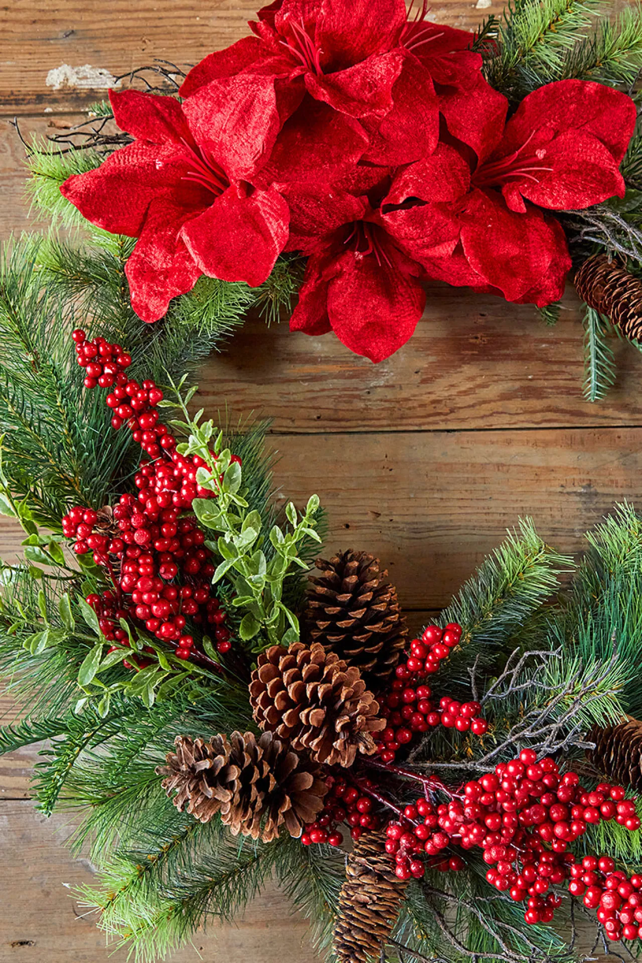 Cheap 30” Christmas Amaryllis/Pine Wreath Christmas Wreaths