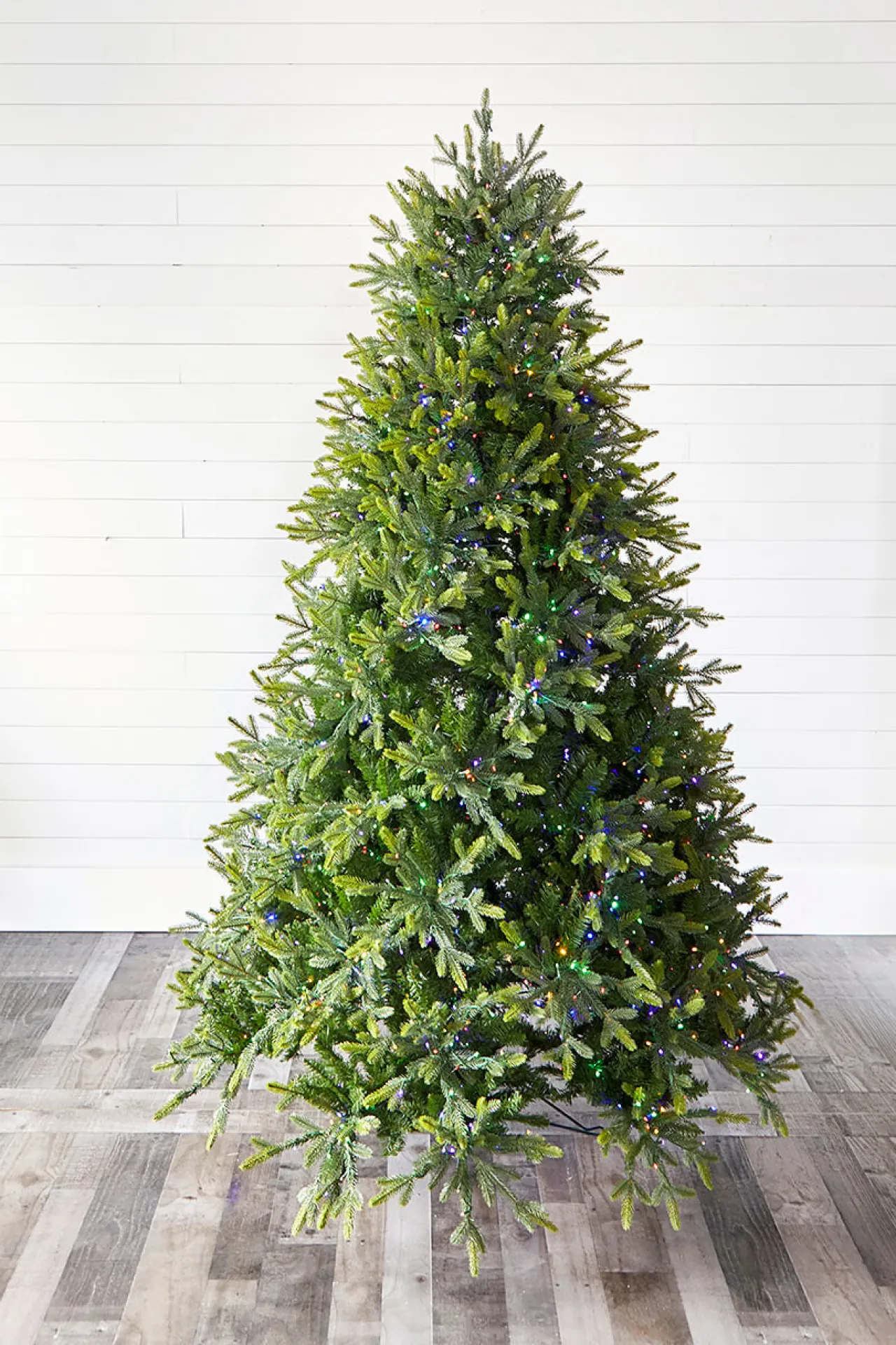 Best 7.5' Deluxe Trinity Pine Artificial Christmas Tree With 2000 Color-Changing Lights Christmas Trees|Christmas Trees