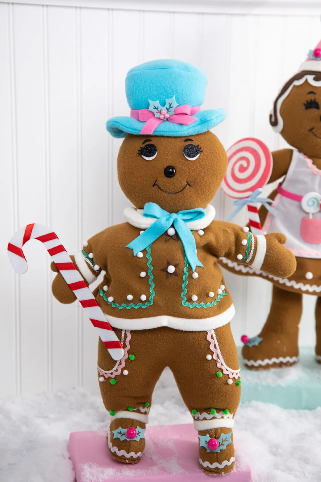 Hot 20” Fabric Pastel Gingerbread Man/Lady Christmas Accents