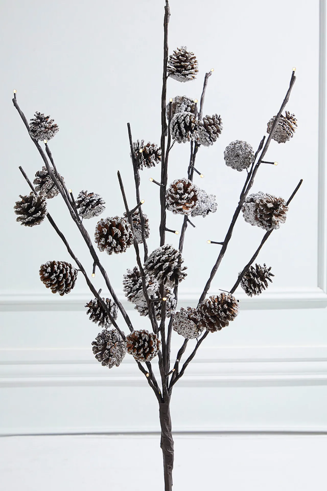 Fashion 36" LED Pine Cone Branch Indoor Lighting