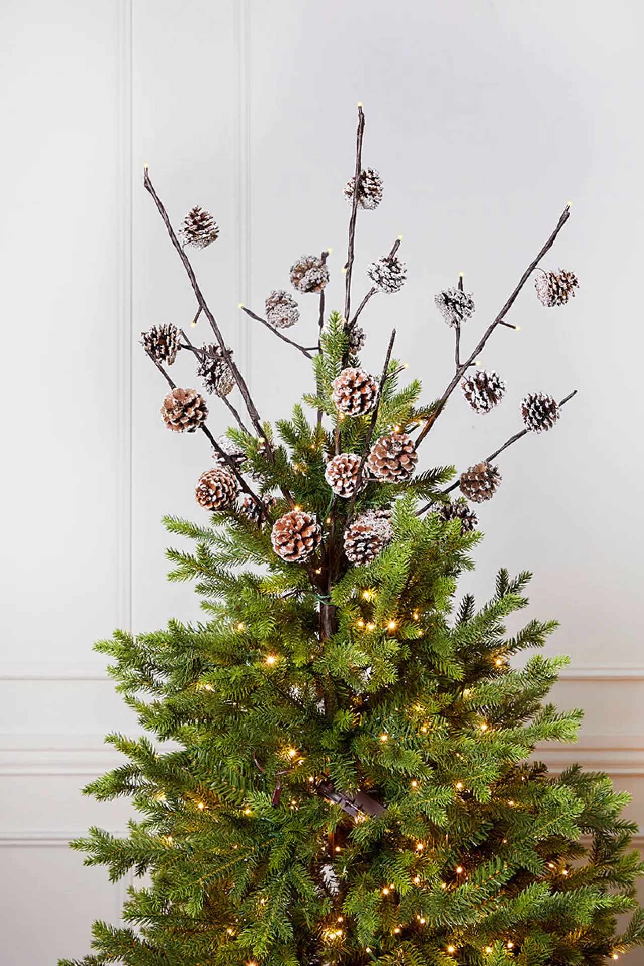 Fashion 36" LED Pine Cone Branch Indoor Lighting