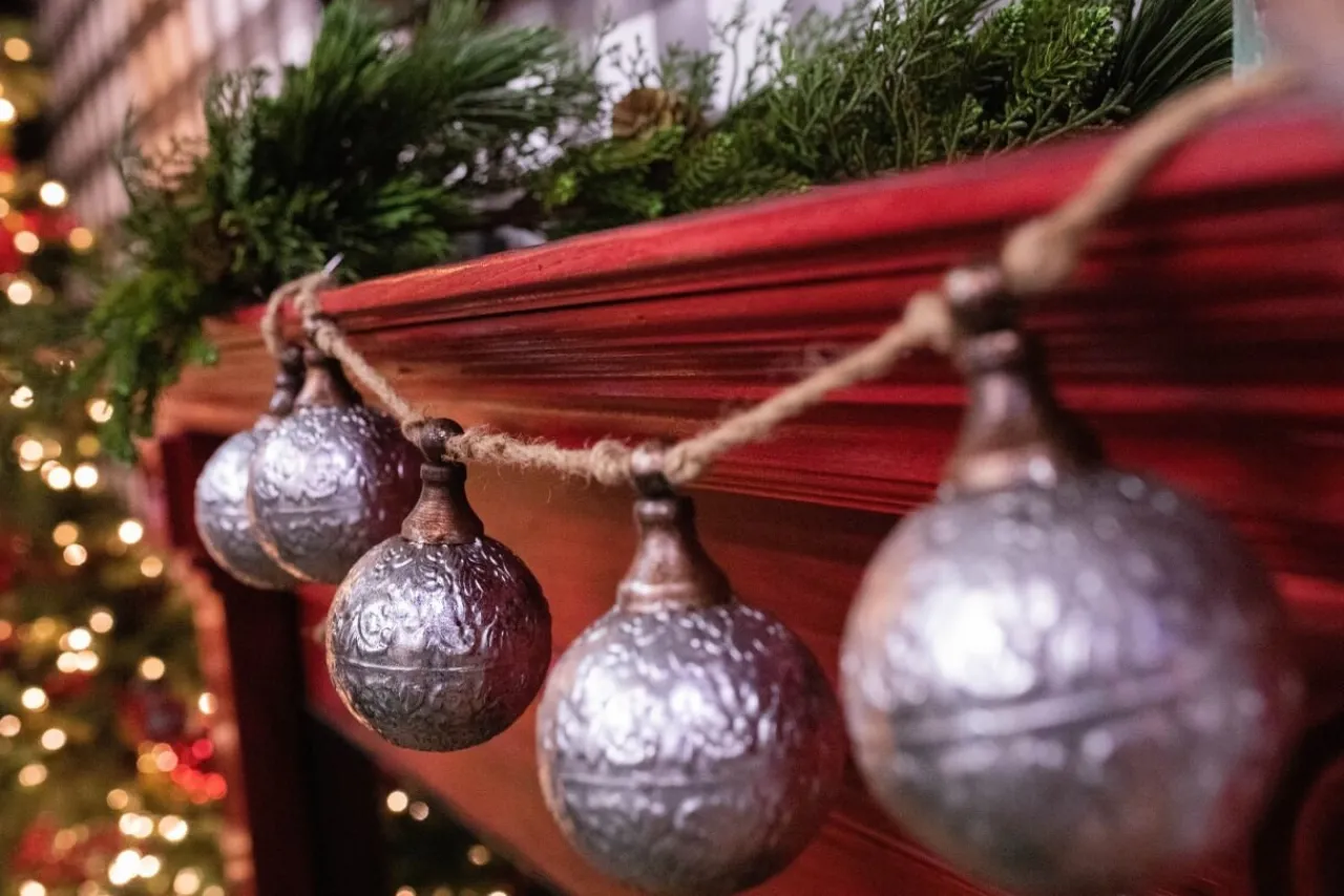 Online 42” Metal Silver Rustic Ornament Garland Christmas Garlands