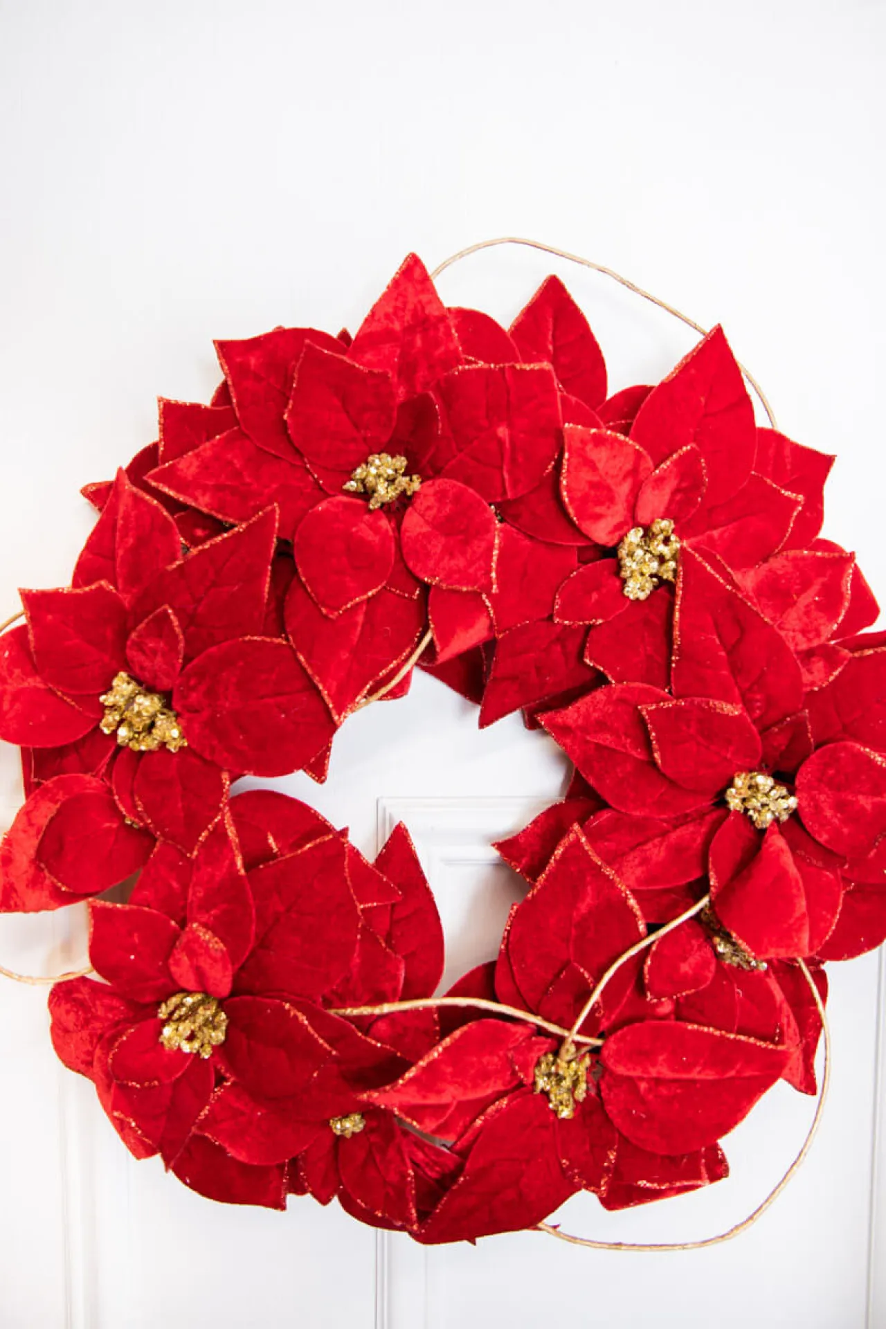 Clearance 21” Poinsettia Wreath Christmas Wreaths