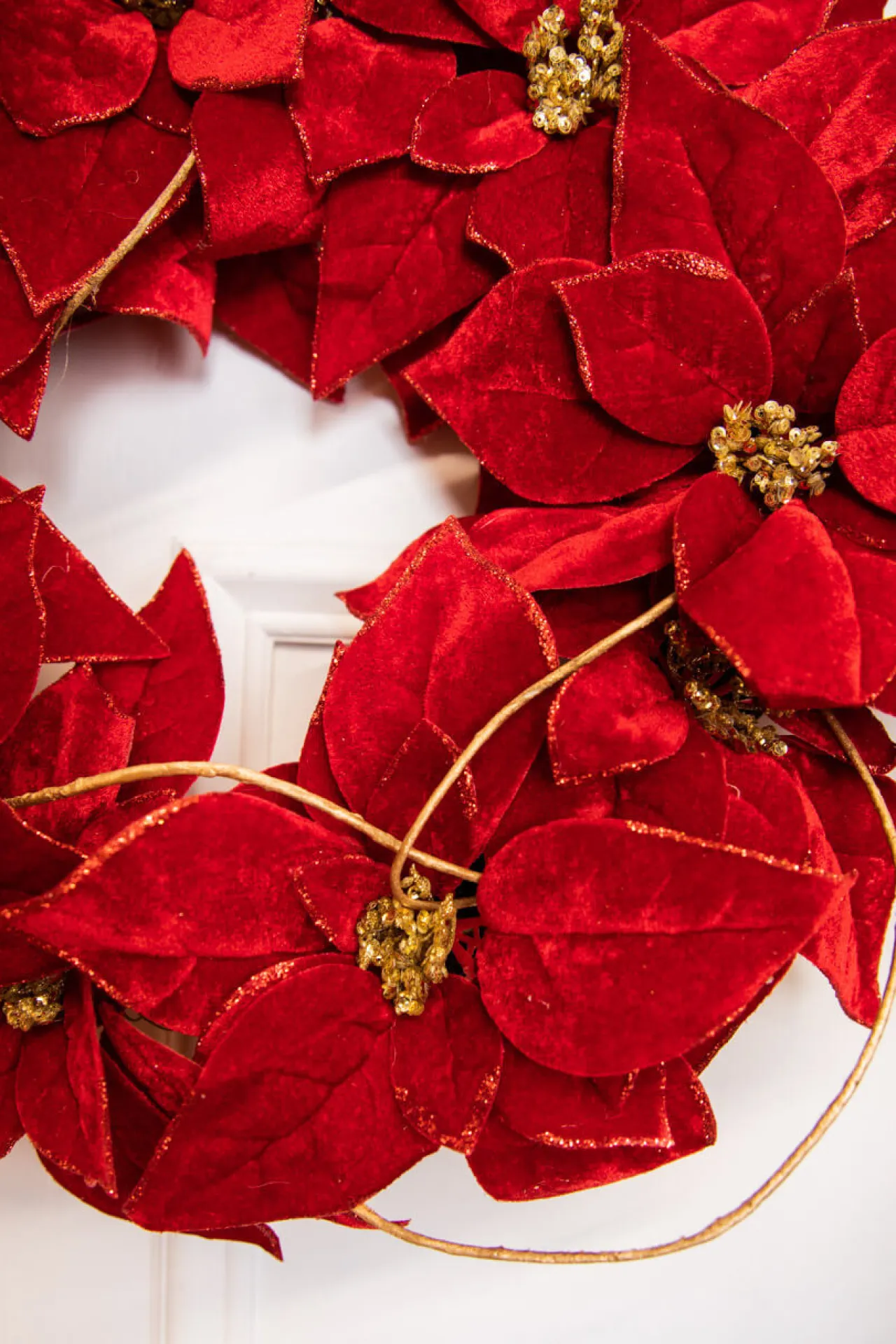 Clearance 21” Poinsettia Wreath Christmas Wreaths