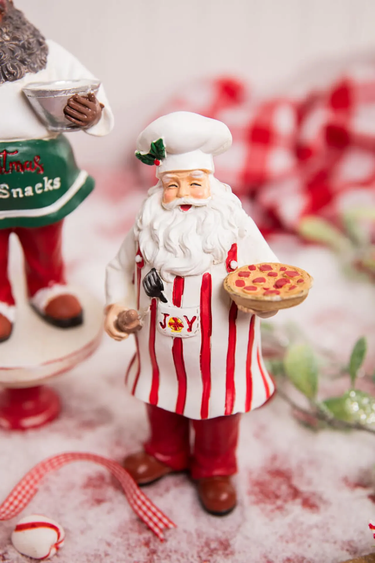 Store 8" Resin Holiday Chef Santa Christmas Accents