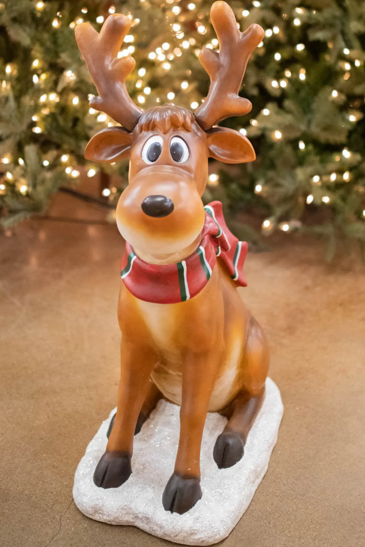 Hot 38" Resin Sitting Whimsical Reindeer Christmas Resin