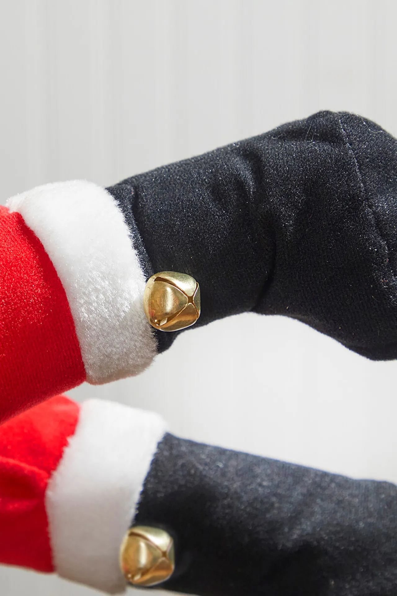 Sale 16" Treeside Santa Kickers Christmas Accents