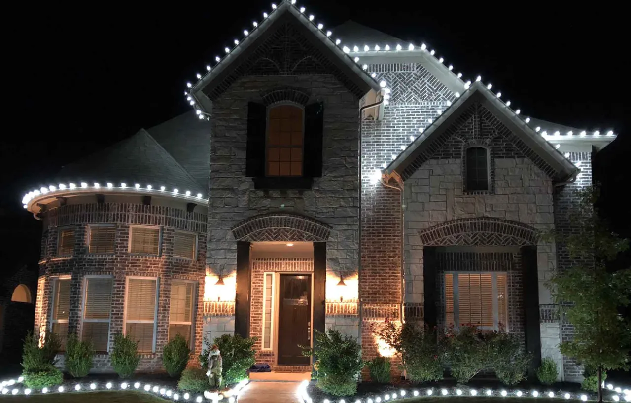 New C9 Wonderful LED SMD Bulb (25 Bulbs/bag) - Faceted, Cool White Bulbs|Outdoor Lighting