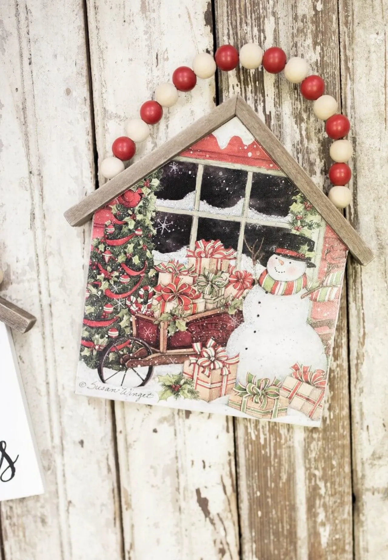 Store 7.5”H Snowman Wall Hanging With Beaded Hanger Christmas Accents