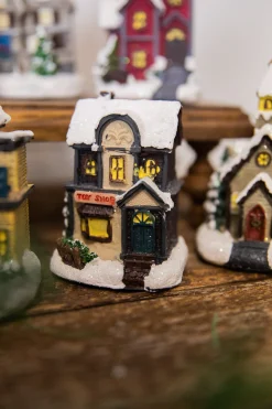 Best Sale Lighted Holiday House With Battery Powered LEDs Christmas Accents