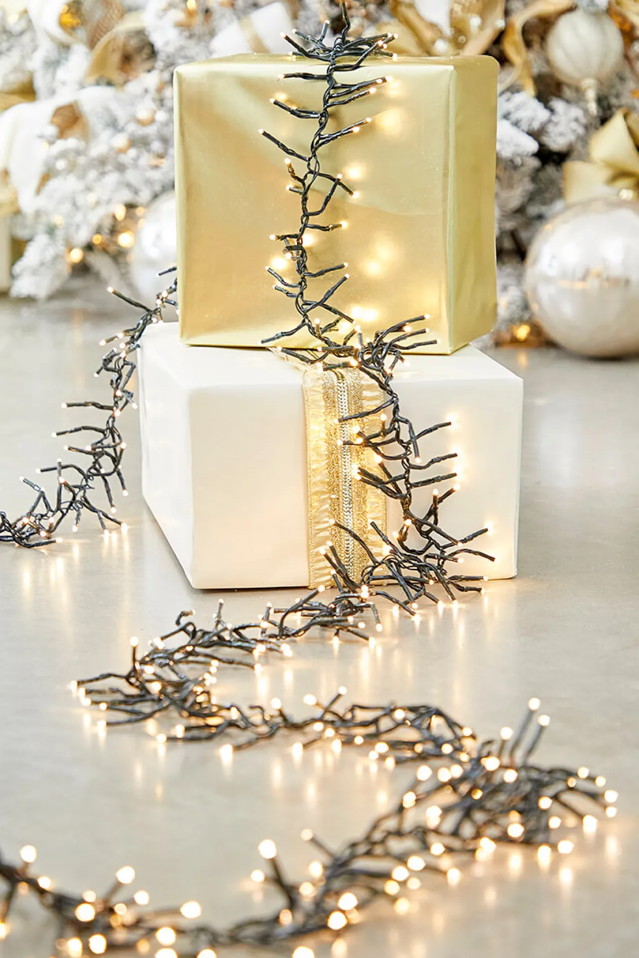Online Platinum Elite Cluster Lights - 760L Warm White Light Strands|Outdoor Lighting